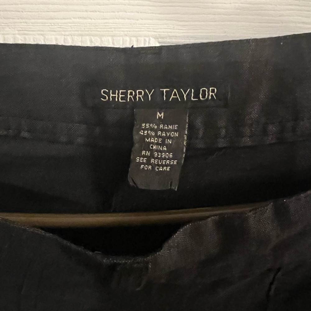 Sherry Taylor womens black linen skirt (Medium)